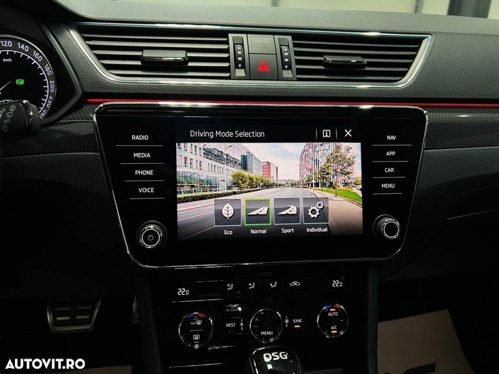 Skoda Superb 1.4 TSI ACT DSG SportLine - 34