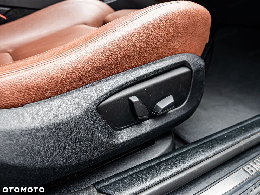 BMW Seria 5 520d xDrive - 9