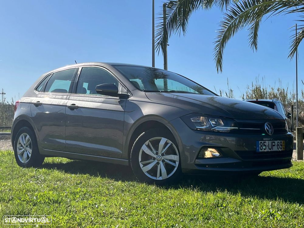 VW Polo 1.0 Confortline - 2