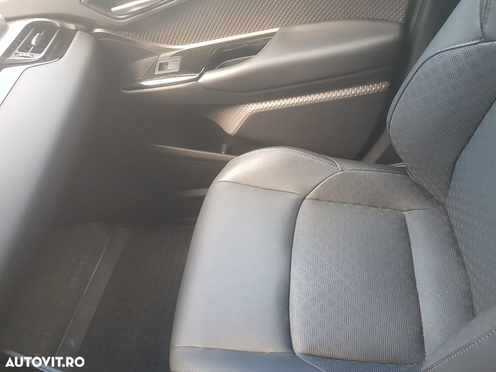 Toyota C-HR 2.0 HSD 184 CP 4x2 CVT C-lassy - 8