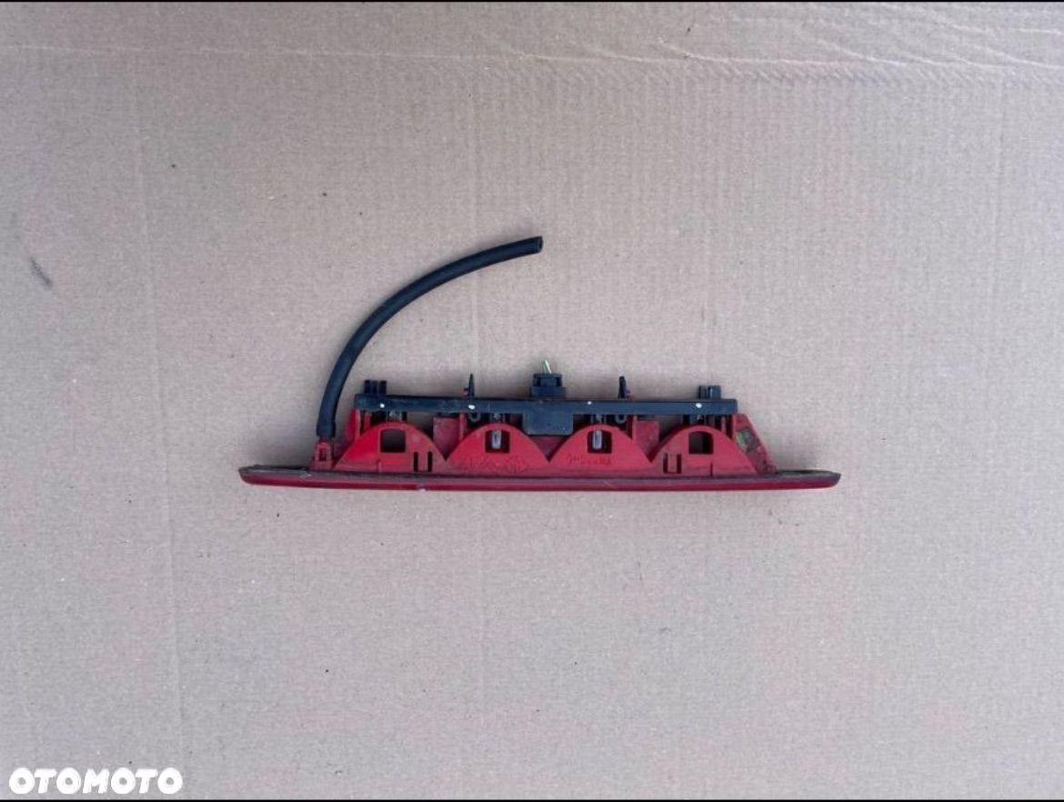 Trzecie światło stop citroen c1 peugeot 107 toyota aygo - 1
