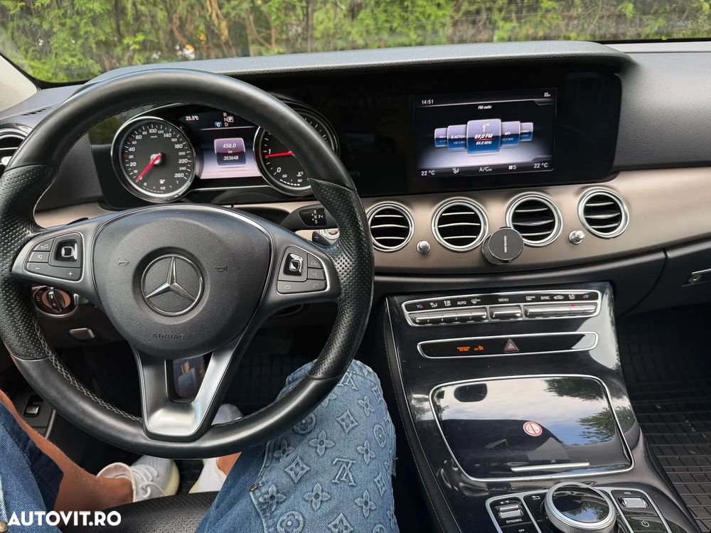 Mercedes-Benz E - 7