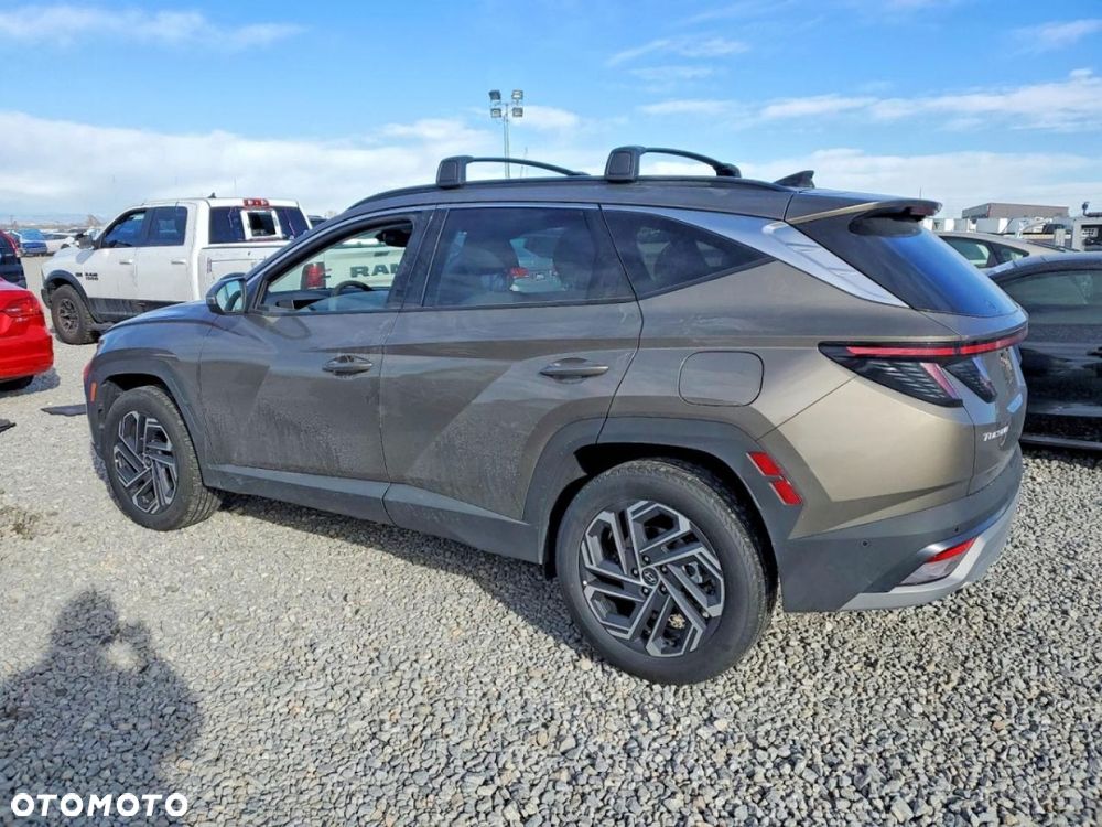 Hyundai Tucson - 4