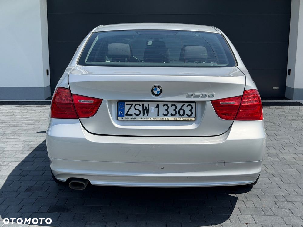 BMW Seria 3 320d - 7