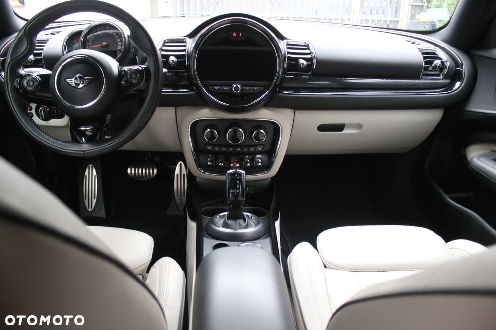 MINI Clubman Cooper SD - 13