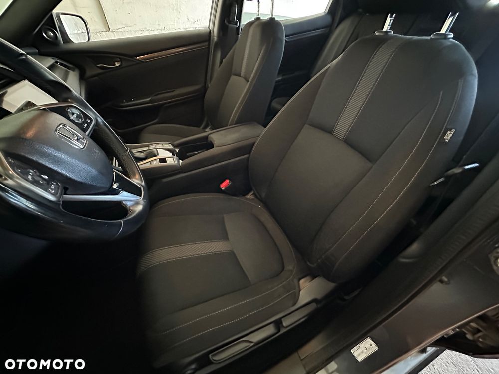Honda Civic 1.5 i-VTEC Turbo Sport Plus - 25