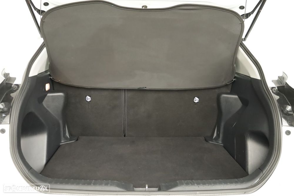 Toyota Yaris Cross 1.5 HDF Comfort - 22