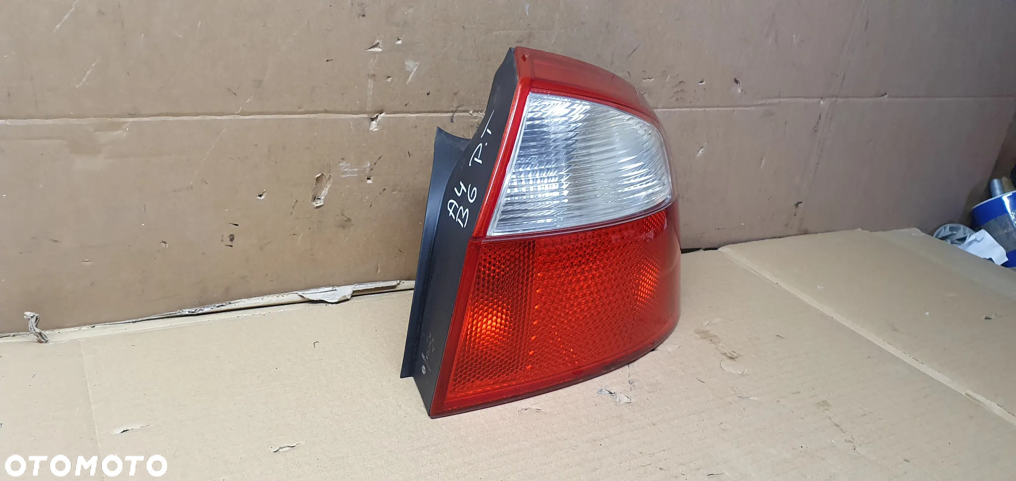 Lampa prawy tył tylna prawa Audi A4 B6 Sedan 8E0945096C - 4