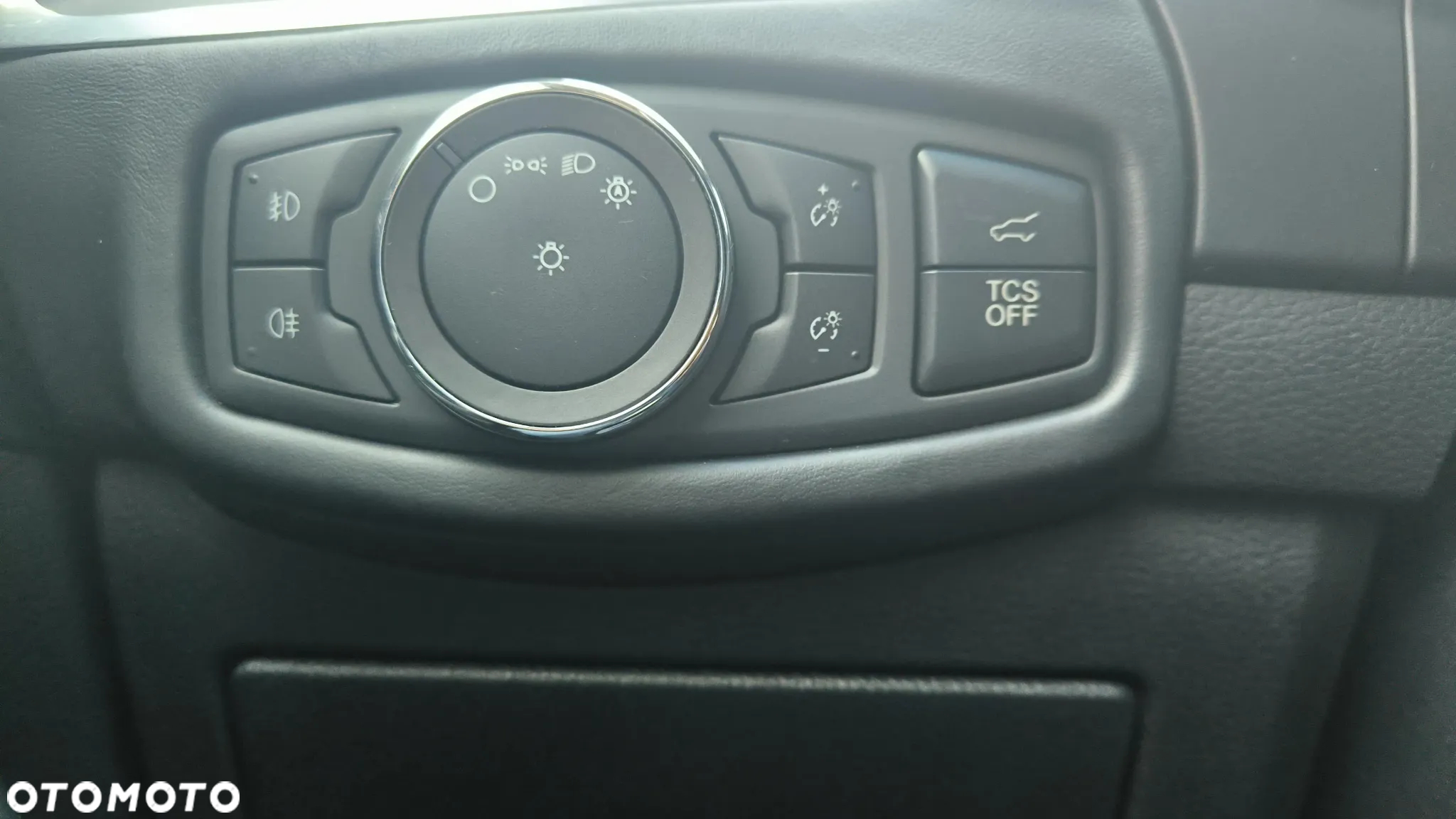 Ford Edge 2.0 EcoBlue Twin-Turbo 4WD Vignale - 24
