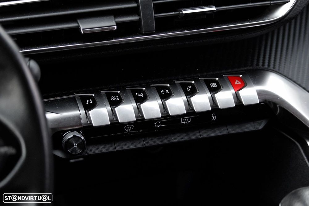 Peugeot 3008 1.5 BlueHDi Active - 23