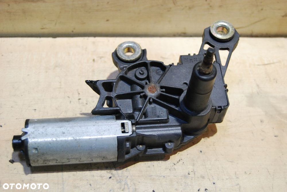 SILNICZEK KLAPY TYŁ 6Q6955711A POLO IV 9N 6Q6955711 6Q6955711C 6Q6955711B - 5