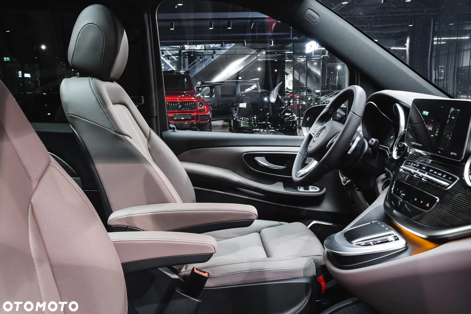 Mercedes-Benz Klasa V 300 d 4-Matic Avantgarde 9G-Tronic (d³ugi) - 32