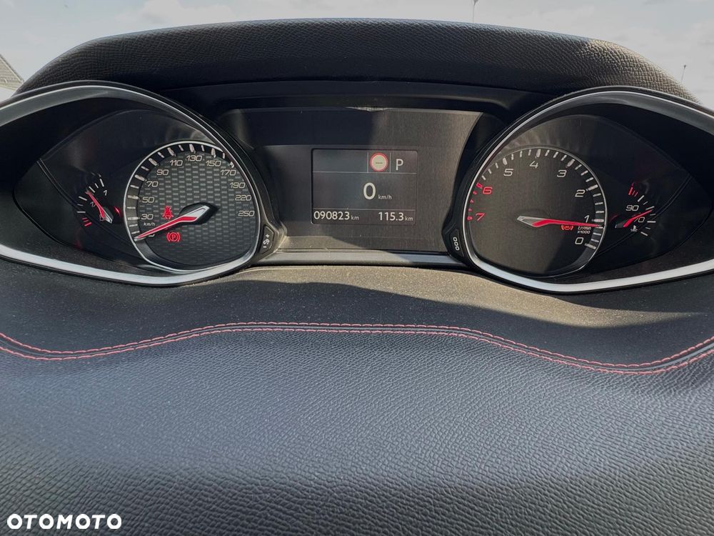 Peugeot 308 PureTech 225 EAT8 Stop & Start GT - 12