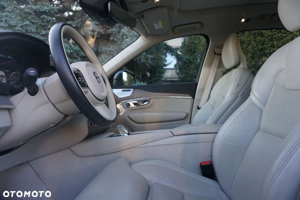 Volvo XC 90 D5 AWD Inscription 7os - 7