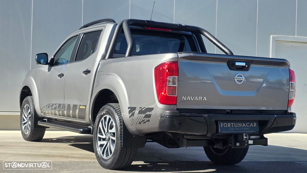 Nissan Navara 2.3 dCi CD 4WD N-Guard Auto - 9