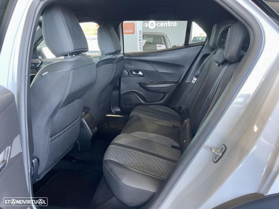 Peugeot 2008 1.2 Hybrid Allure e-DCS6 - 18