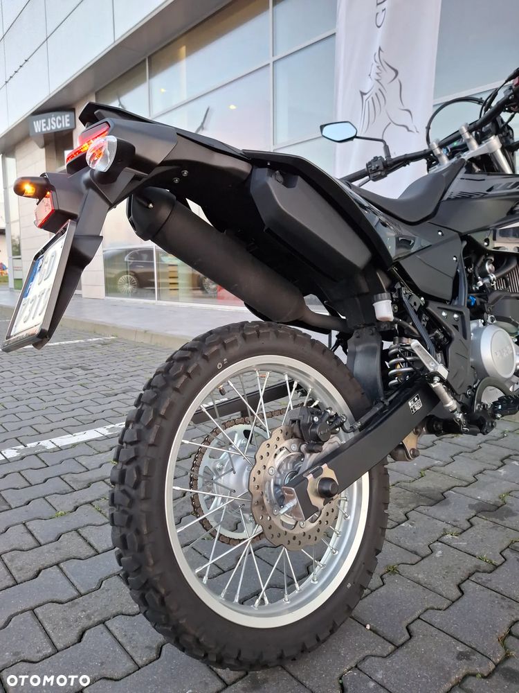 Yamaha WR - 17
