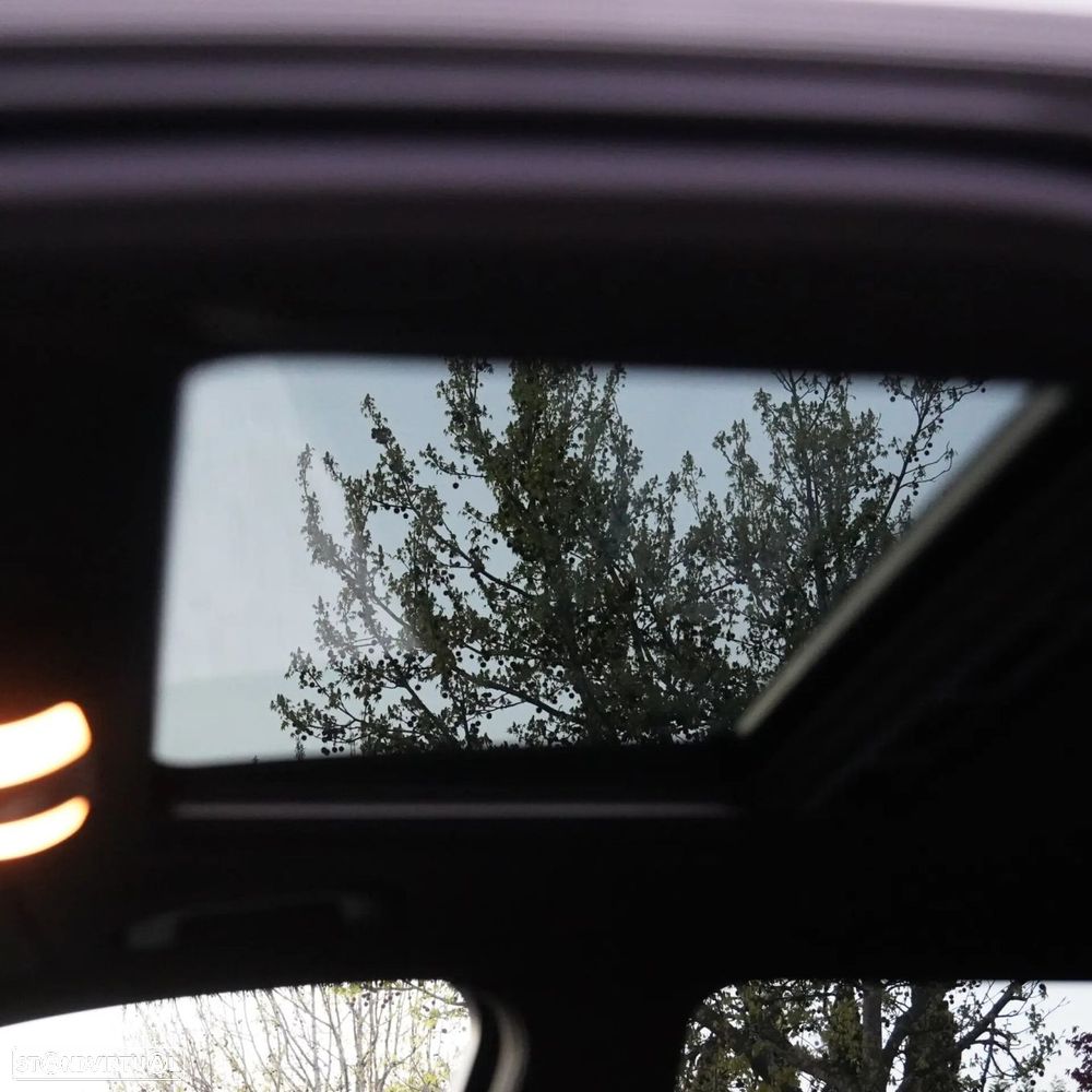 Mercedes-Benz E 300 Bluetec Hybrid Avantgarde - 10