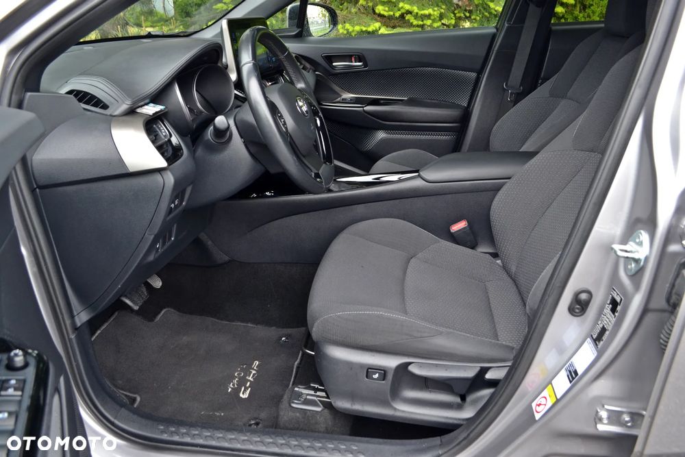 Toyota C-HR - 18