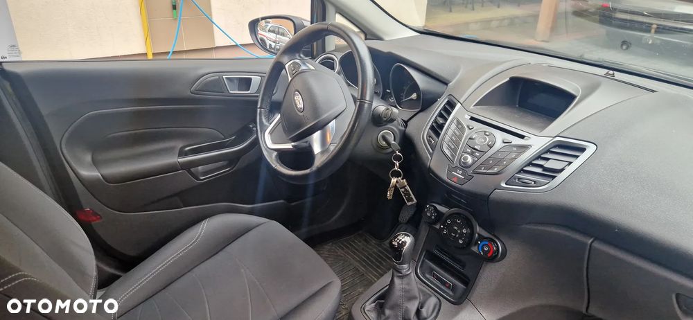 Ford Fiesta 1.4 Silver X - 11