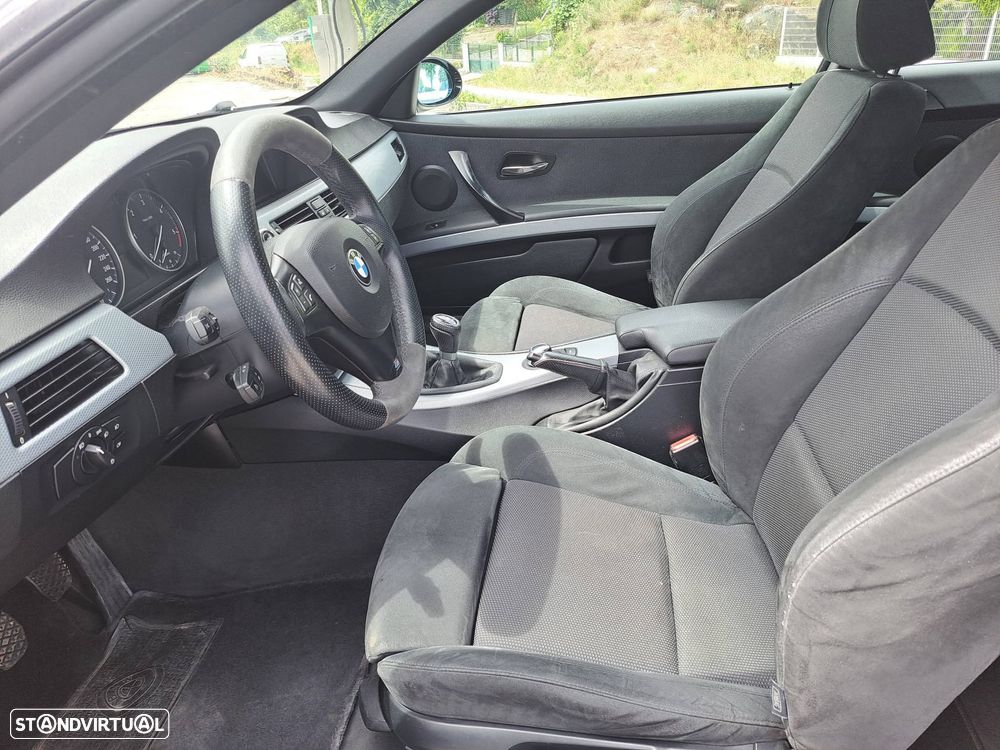 BMW 320 d Coupe - 8