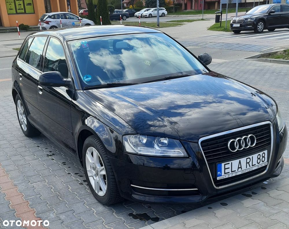 Audi A3 Sportback 1.6 Ambiente - 1