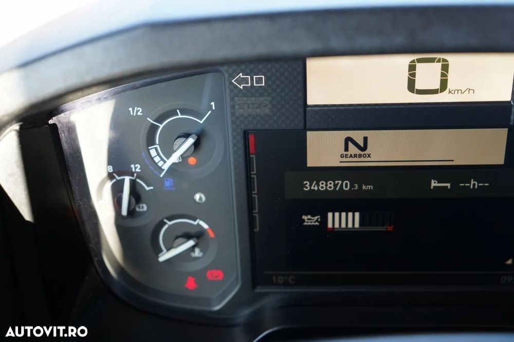 Renault C 430 / 6x4 / LIVRARE 6.7 M + CUPTOR HIAB 166 ES-4 / EXTENSIE 12.5 M / RADIOCOMANDĂ / FURCĂ / ROTATOARE - 38