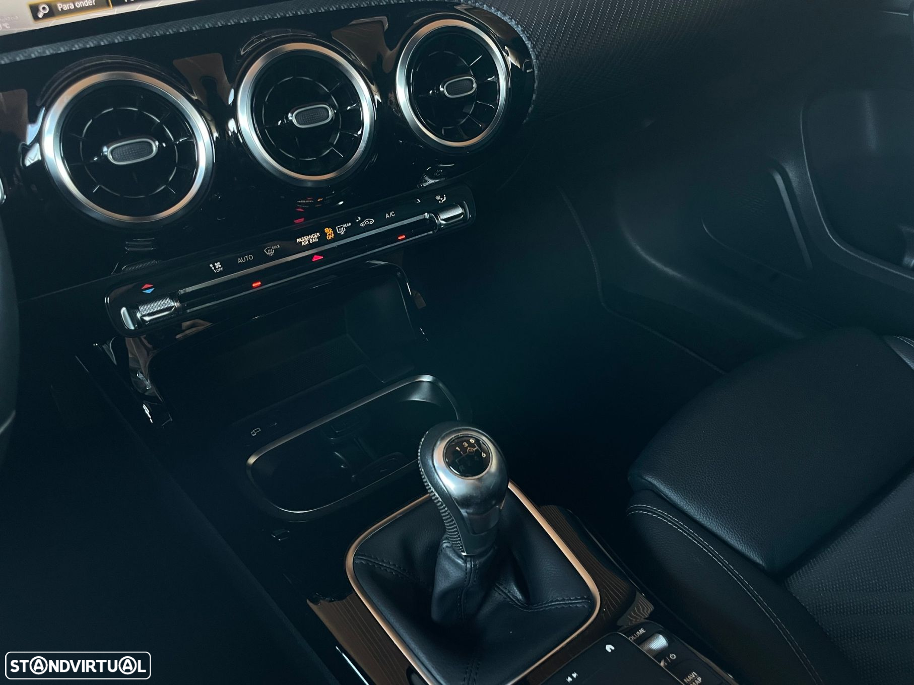 Mercedes-Benz A 180 d Progressive - 24