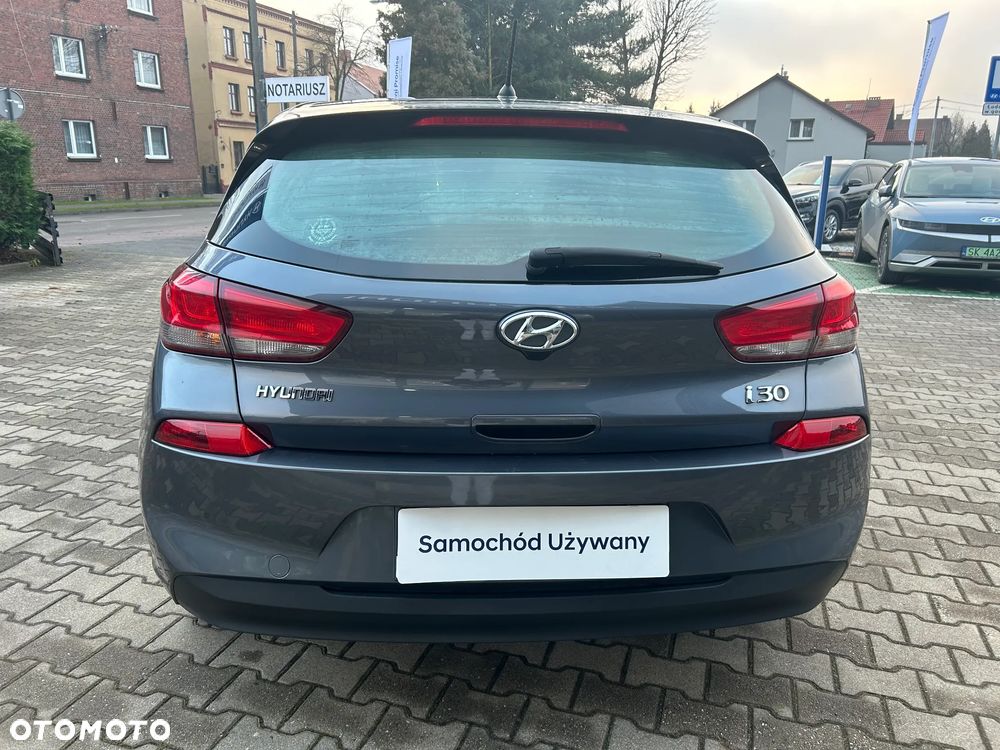 Hyundai i30 1.4 Classic + - 5
