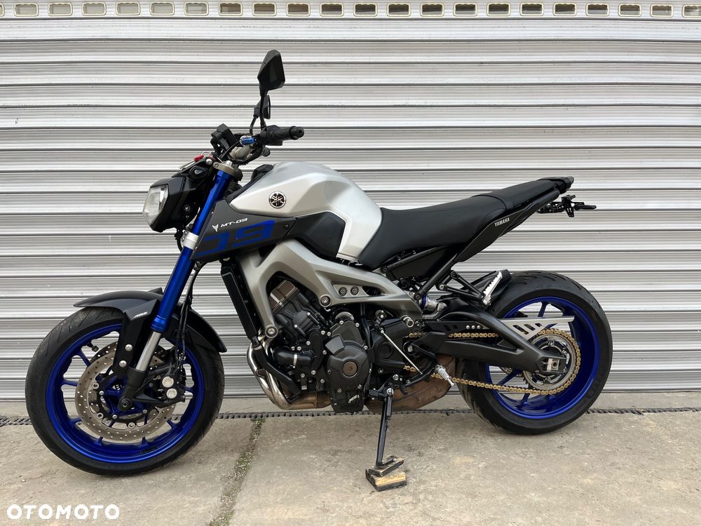 Yamaha MT - 33