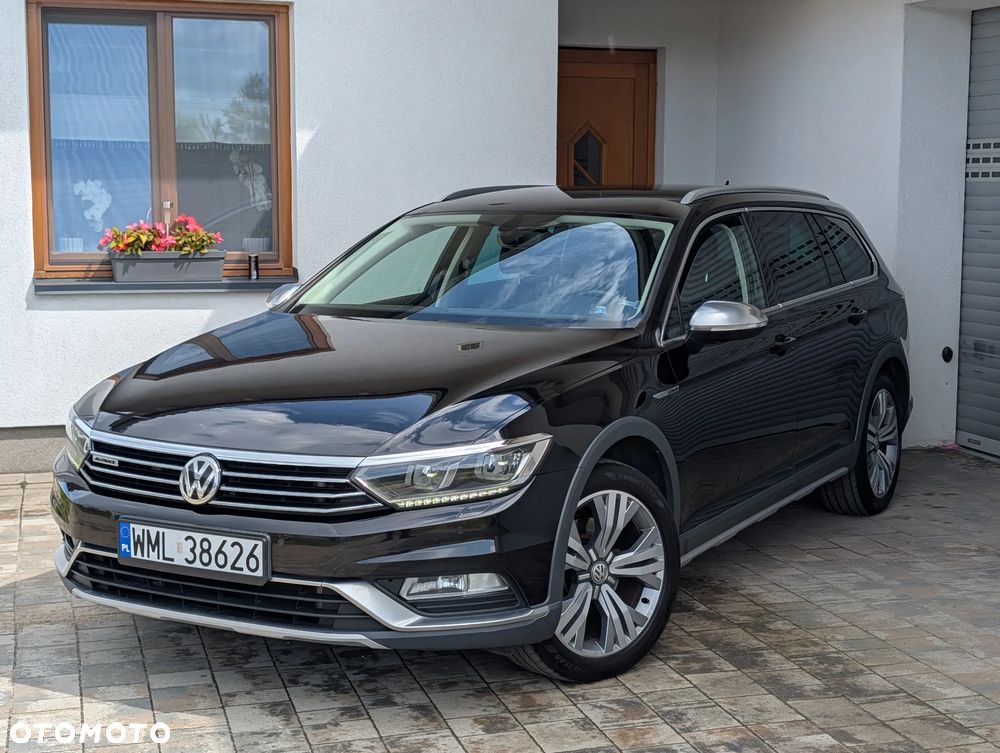 Volkswagen Passat Alltrack 2.0 TDI SCR DSG 4Motion - 4