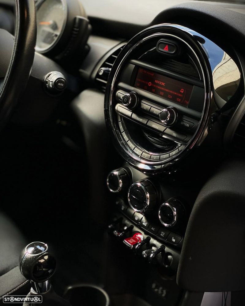 MINI 3 Portas One D - 6