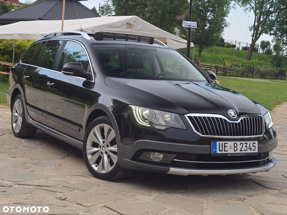 Skoda Superb 2.0 TDI 4x4 Platinum Outdoor DSG - 38