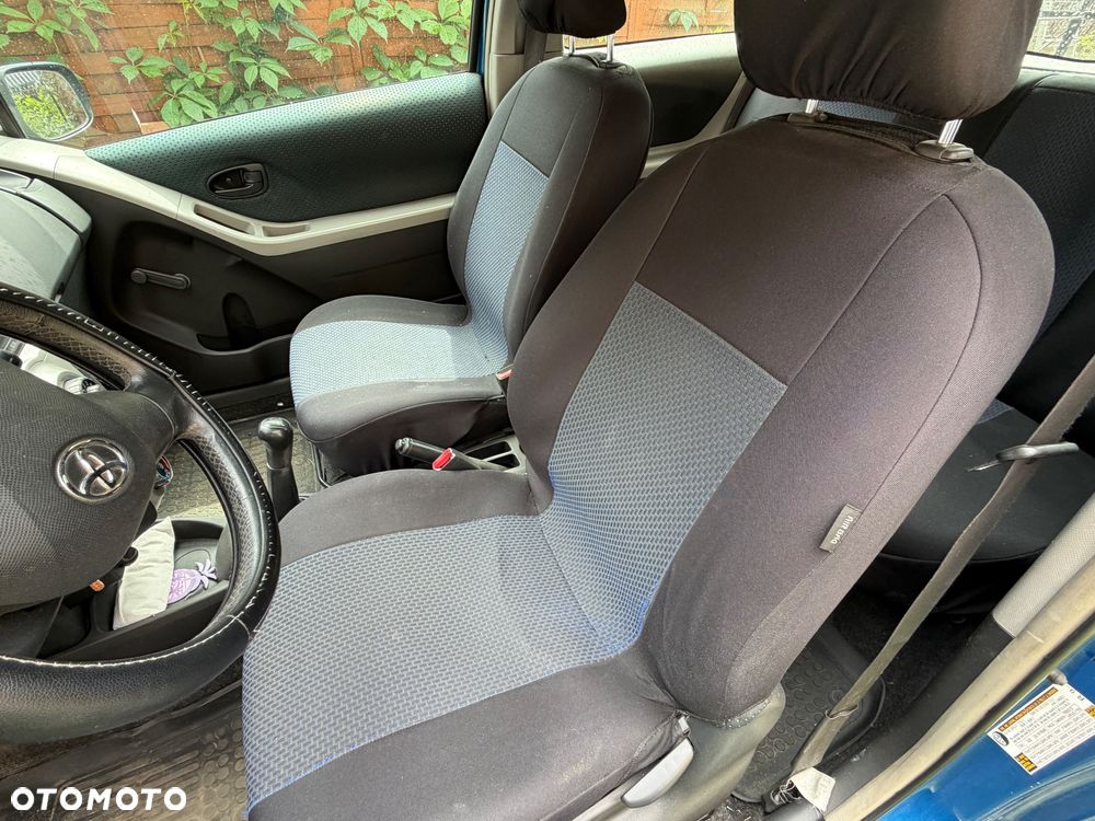 Toyota Yaris - 6