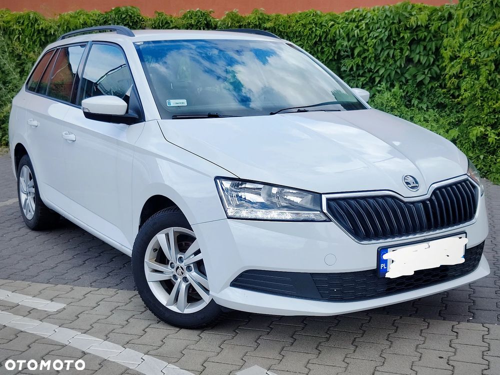 Skoda Fabia 1.0 TSI Ambition - 1