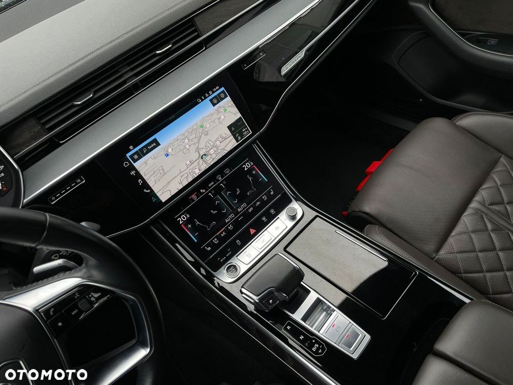Audi A8 - 38
