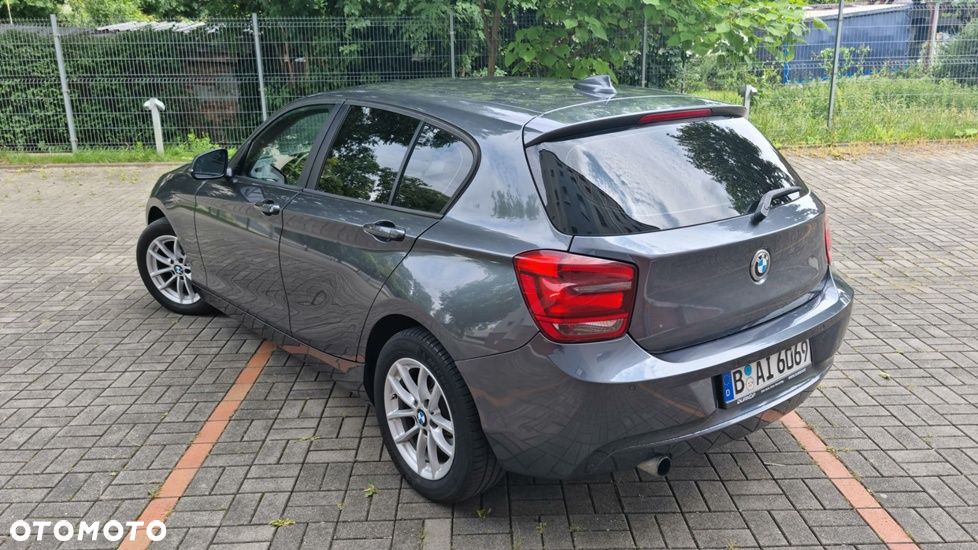 BMW Seria 1 118i Sport Line - 3
