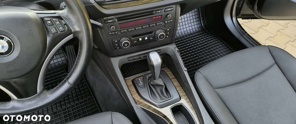 BMW X1 sDrive18i Sport Line - 9