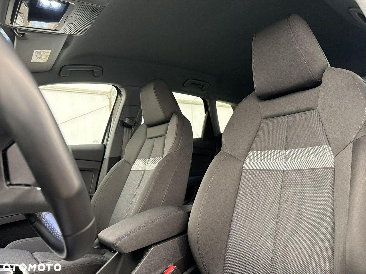 Audi Q4 e-tron - 11