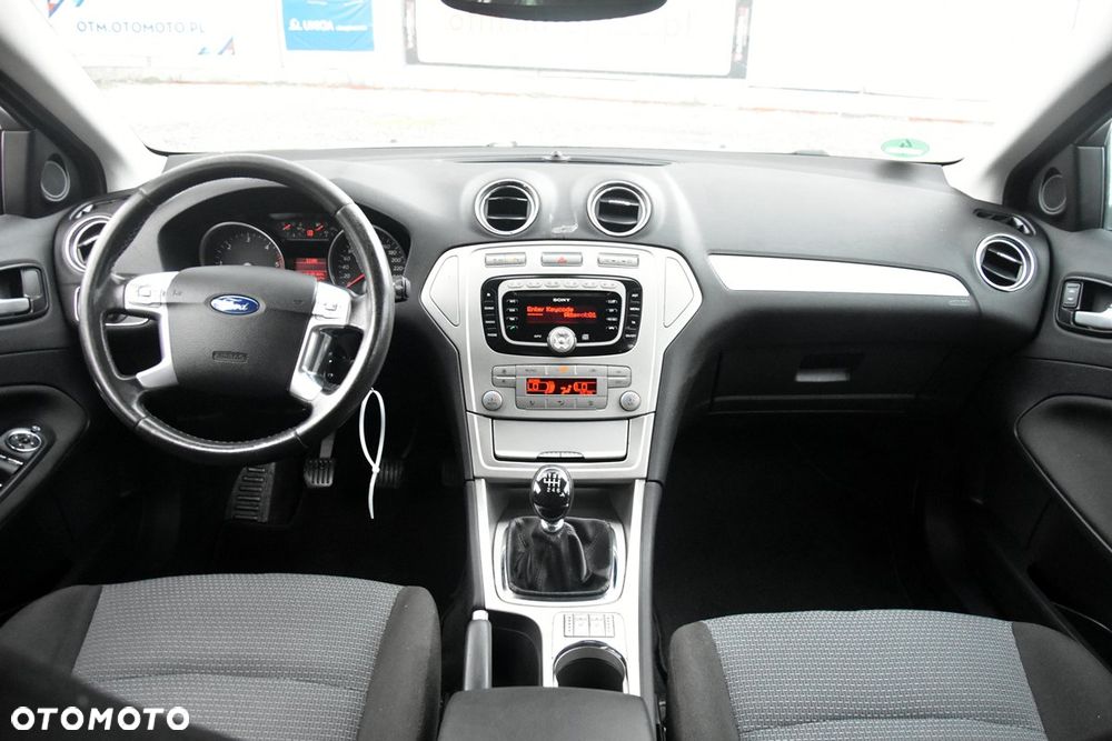 Ford Mondeo SW 2.0 TDCi Titanium - 22