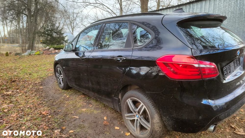 BMW Seria 2 218i - 7