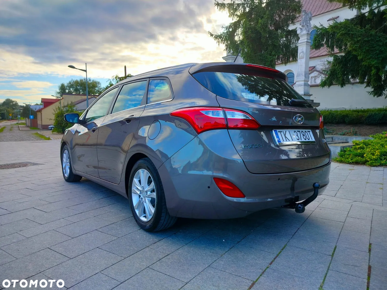 Hyundai i30 blue 1.6 CRDi Trend - 2