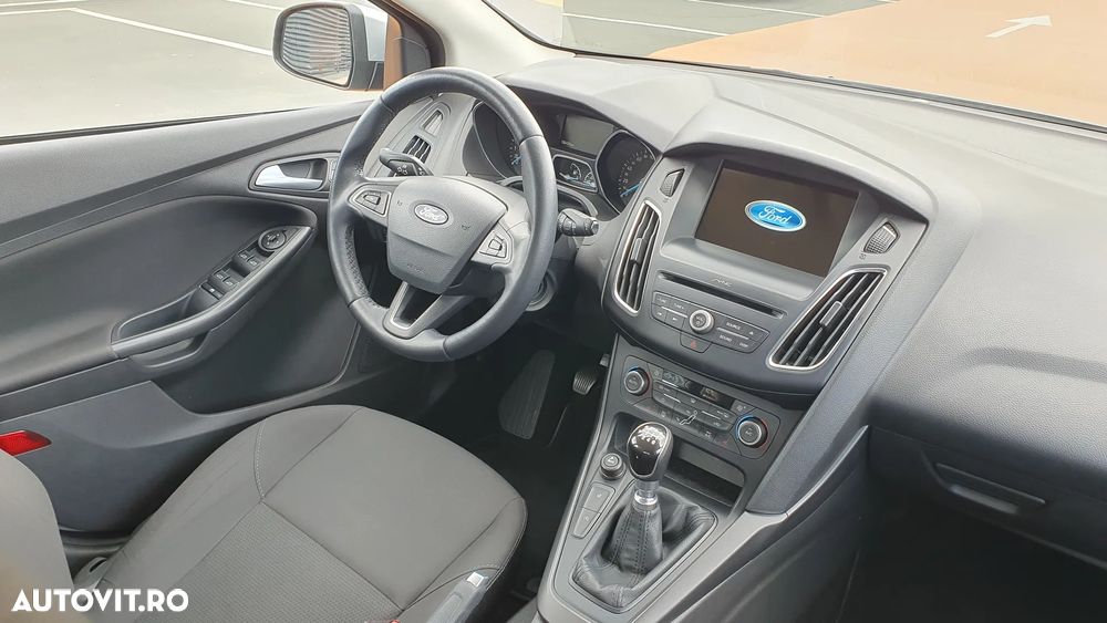 Ford Focus 1.0 EcoBoost Trend Edition - 5