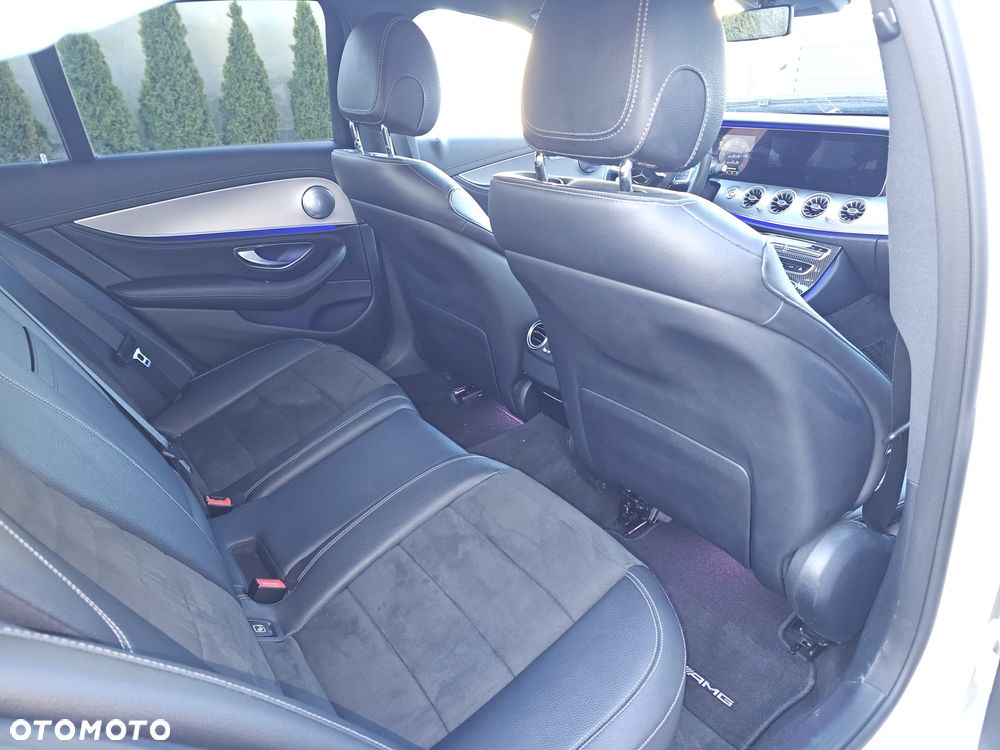 Mercedes-Benz Klasa E 220 d 9G-TRONIC AMG Line - 21
