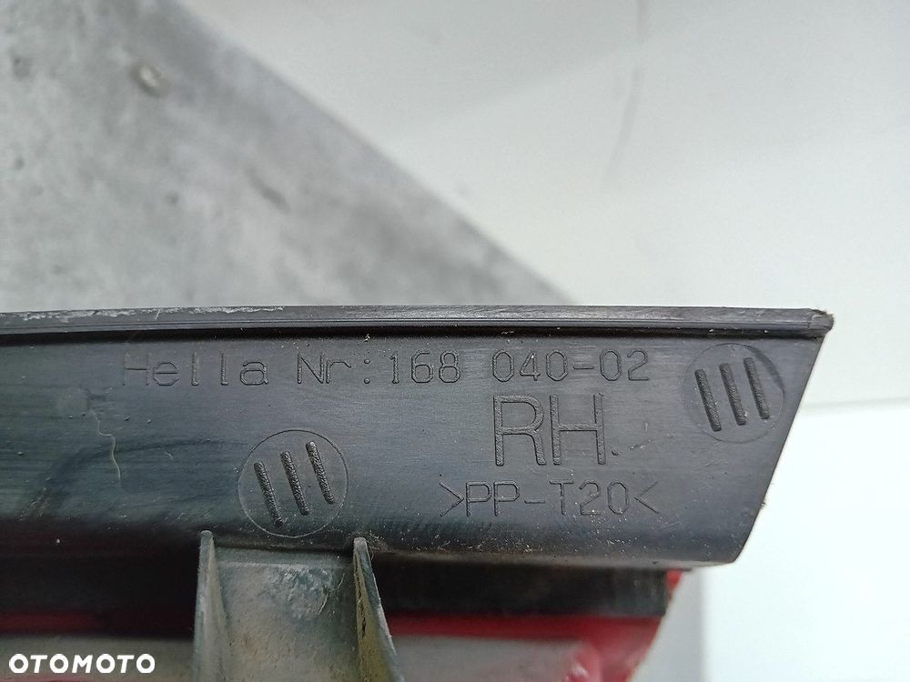 LAMPA TYLNA PRAWA KIA PRO CEE'D 009735-02  168040-02 HATCHBACK - 7