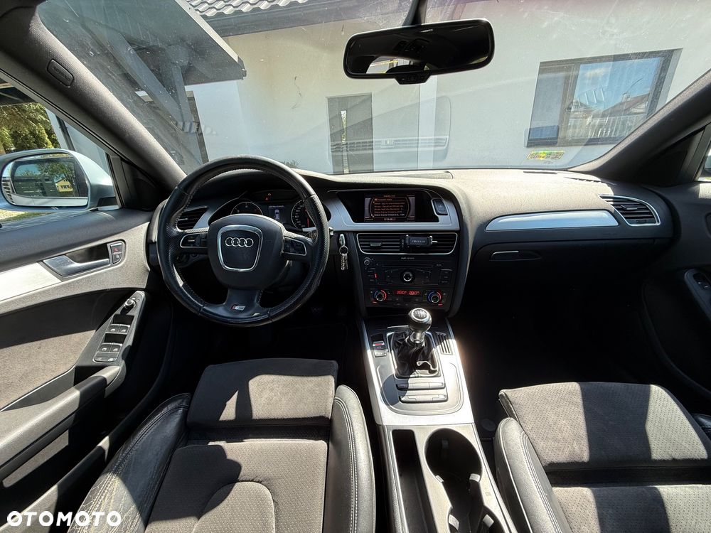 Audi A4 Avant 2.0 TDI DPF S line Sportpaket - 20