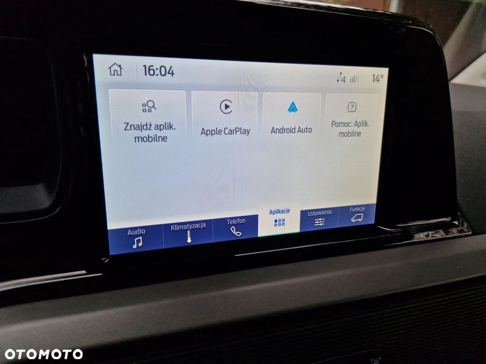 Ford Transit Courier - 17