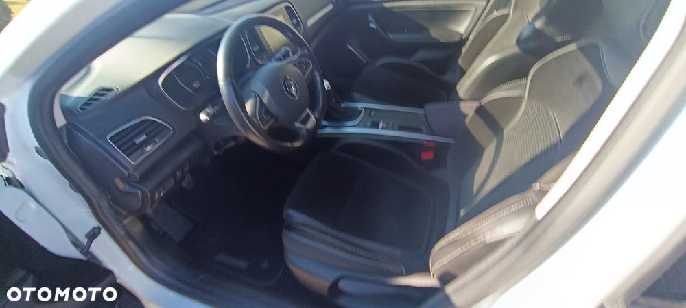 Renault Megane 1.3 TCe FAP Intens - 7