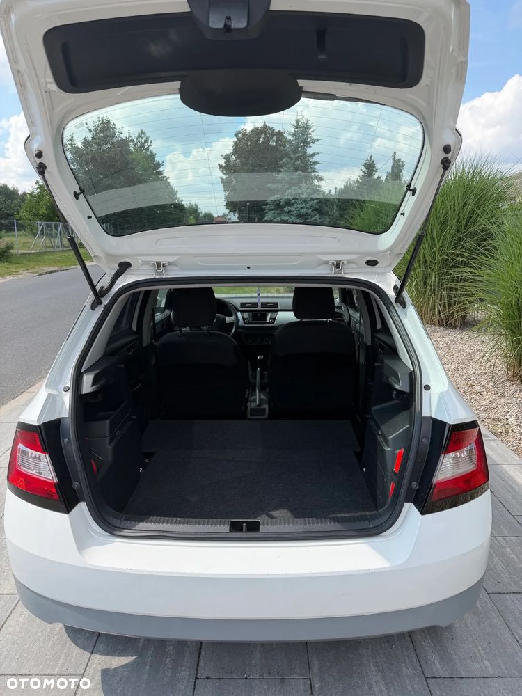 Skoda Fabia 2017 photo 4