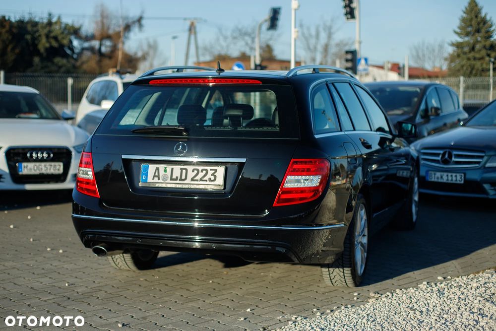 Mercedes-Benz Klasa C 200 (BlueEFFICIENCY) 7G-TRONIC Avantgarde - 13